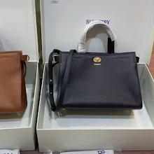 Chic Women's Satchel Handbag - Luxury Premium Designer Style - NM5569