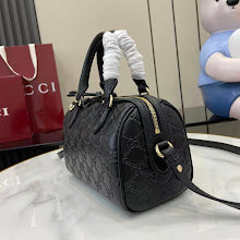 Premium Women's Crossbody Bag - Luxury Designer Fashion Accessory - NM3828