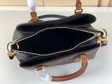Luxury Designer Shoulder Bag for Women - Premium Fashion Handbag - NM4575