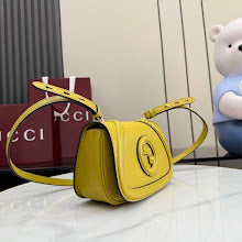 Designer Iconic Tote Handbag - Premium Luxury Women's Fashion - NM4080