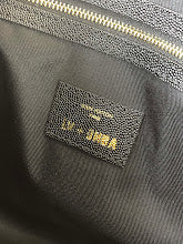 Luxury Signature Top Handle Bag - Elegant Women's Designer Handbag - NM5088
