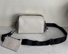 New Premium Signature Crossbody - Chic Women's Luxury Designer Bag - NM6573