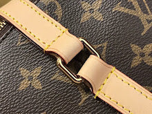 Premium Signature Crossbody - Chic Women's Luxury Designer Bag - NM4137