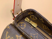 Designer Heritage Crossbody Bag - Premium Luxury Women's Fashion - NM4323