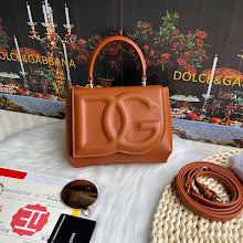 Designer Iconic Tote Handbag - Premium Luxury Women's Fashion - NM6874