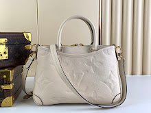 Premium Women's Shoulder Bag - Designer Luxury Fashion Accessory - NM4572