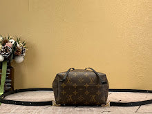 Designer Iconic Shoulder Bag - Luxury Women's Premium Fashion - NM4986