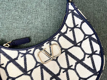 Luxury Structured Shoulder Bag - Women's Premium Designer Fashion - NM2859