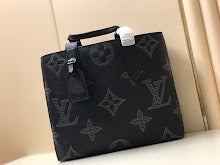 Luxury Designer Crossbody Bag for Women - Premium Fashion Handbag - NM5451
