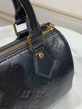 Designer Signature Tote - Premium Luxury Women's Fashion Bag - NM4089
