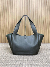 Premium Women's Shoulder Bag - Designer Luxury Fashion Accessory - NM3609