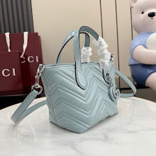Premium Signature Shoulder Bag - Chic Women's Luxury Designer - NM4045