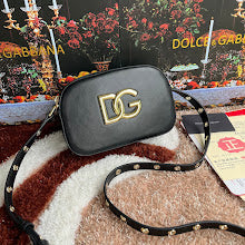 Luxury Monogram Shoulder Bag - Women's Elegant Designer Fashion - NM7218