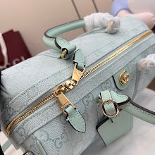 Chic Designer Tote Handbag - Luxury Premium Women's Fashion Bag - NM4072