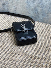 Designer Iconic Top Handle Bag - Luxury Women's Premium Handbag - NM3393