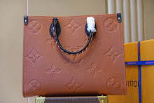 Premium Women's Tote Bag - Luxury Designer Fashion Handbag - NM4968