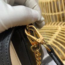 Chic Designer Tote Handbag - Luxury Premium Women's Fashion Bag - NM5246