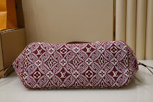 Luxury Iconic Crossbody Bag - Women's Elegant Designer Fashion - NM5461