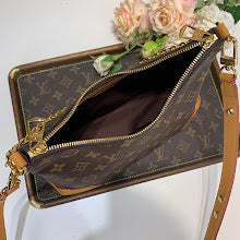 Premium Leather Top Handle Satchel - Elegant Women's Designer Bag - NM5010
