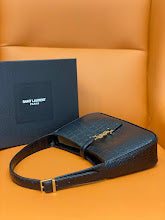 Luxury Signature Top Handle Bag - Elegant Women's Designer Handbag - NM3211