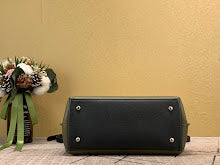 Chic Designer Crossbody Purse - Premium Luxury Women's Style - NM4161