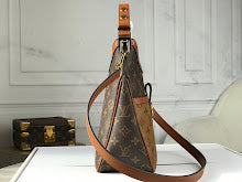 Chic Women's Designer Tote - Luxury Premium Handbag Style - NM5050