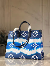 Chic Women's Crossbody Handbag - Luxury Premium Designer Style - NM5108
