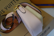 Chic Designer Satchel Bag - Luxury Women's Top Handle Handbag - NM5069
