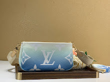 Premium Monogram Tote Bag - Elegant Luxury Women's Designer Handbag - NM5233