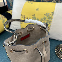 Chic Designer Tote Handbag - Luxury Premium Women's Fashion Bag - NM2811