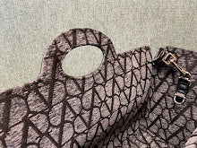 Designer Signature Tote - Premium Luxury Women's Fashion Bag - NM2864