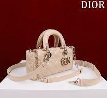 Designer Signature Tote - Premium Luxury Women's Fashion Bag - NM7487