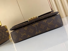 Premium Leather Shoulder Bag - Elegant Women's Designer Handbag - NM4744