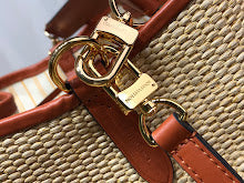Premium Women's Shoulder Bag - Designer Luxury Fashion Accessory - NM5213