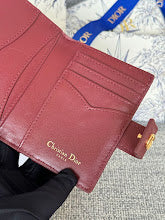 Premium Leather Crossbody Bag - Elegant Women's Designer Handbag - NM7628