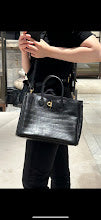 New Chic Designer Shoulder Handbag - Premium Luxury Women's Style - NM5702