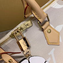 Designer Signature Tote - Premium Luxury Women's Fashion Bag - NM4920