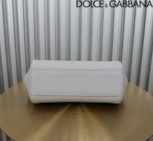 Luxury Iconic Crossbody Bag - Women's Elegant Designer Fashion - NM6988