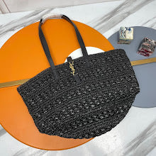 Chic Women's Crossbody Handbag - Luxury Premium Designer Style - NM3357