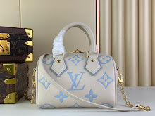 Designer Iconic Shoulder Bag - Luxury Women's Premium Fashion - NM4443