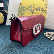 Premium Women's Crossbody Bag - Luxury Designer Fashion Accessory - NM2826