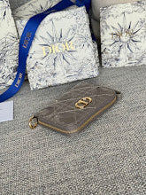 Luxury Structured Shoulder Bag - Women's Premium Designer Fashion - NM7457