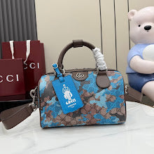 Chic Women's Crossbody Handbag - Luxury Premium Designer Style - NM4062