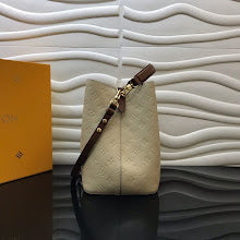 Premium Women's Tote Bag - Luxury Designer Fashion Handbag - NM5031