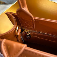 Premium Heritage Tote Bag - Elegant Women's Luxury Designer Style - NM7239