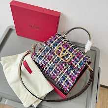 Chic Women's Designer Tote - Luxury Premium Handbag Style - NM2791