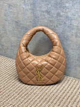 Designer Iconic Shoulder Bag - Luxury Women's Premium Fashion - NM3247