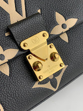 Premium Women's Crossbody Bag - Luxury Designer Fashion Accessory - NM4813