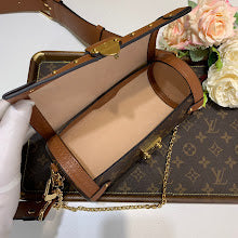 Premium Signature Crossbody - Chic Women's Luxury Designer Bag - NM5340