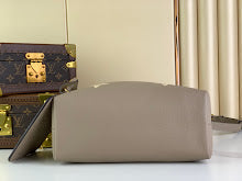 Premium Leather Top Handle Satchel - Elegant Women's Designer Bag - NM4553